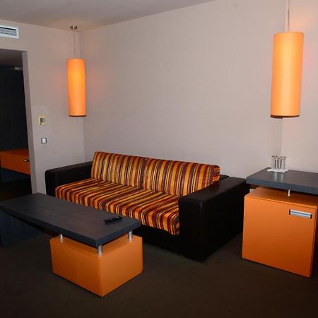 North Beach Hotel Приморсько Екстер'єр фото