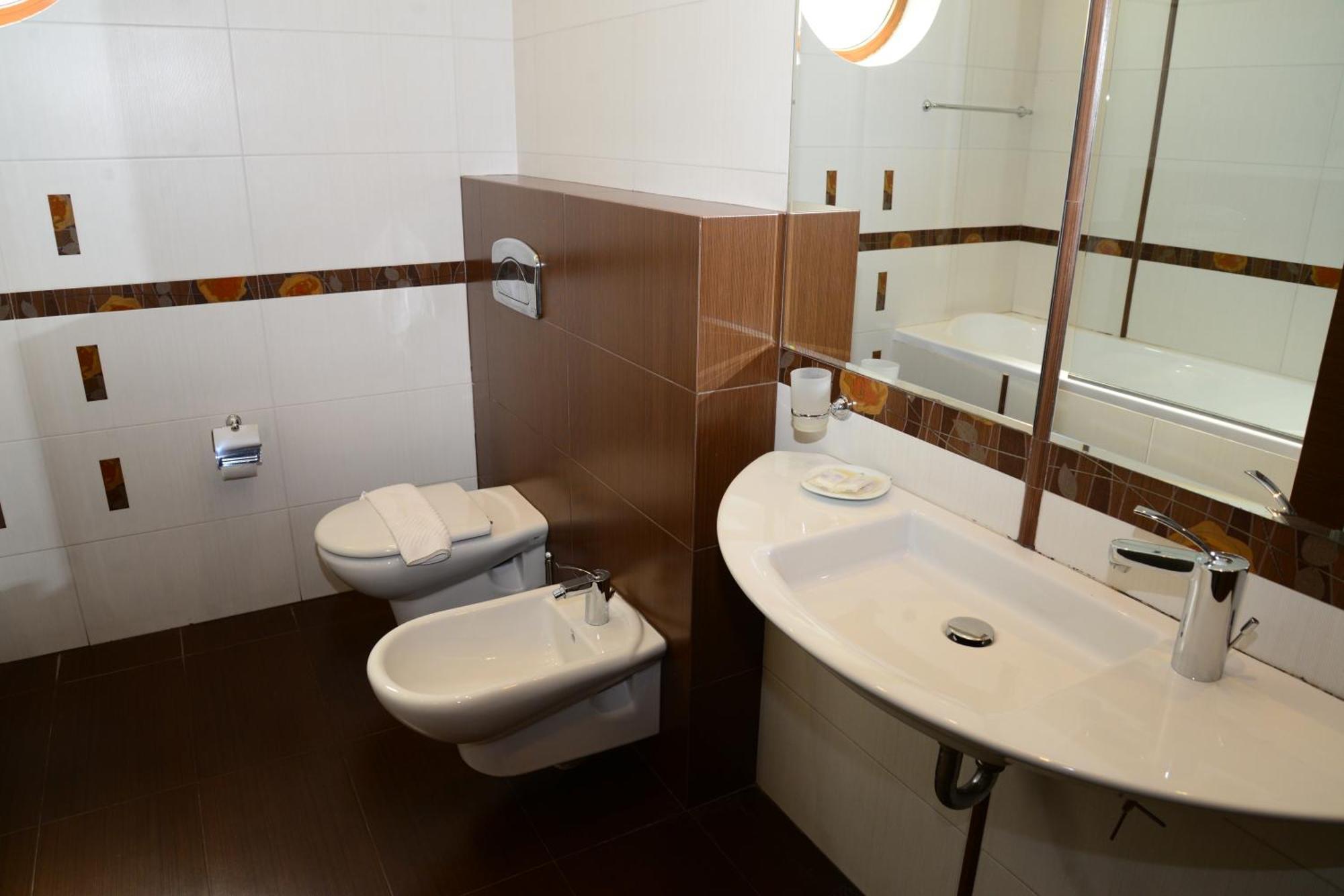 North Beach Hotel Приморсько Екстер'єр фото