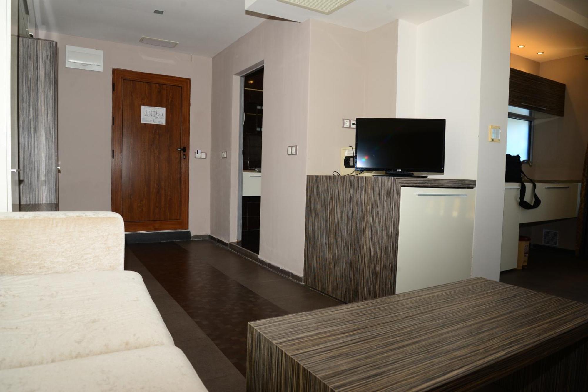 North Beach Hotel Приморсько Екстер'єр фото
